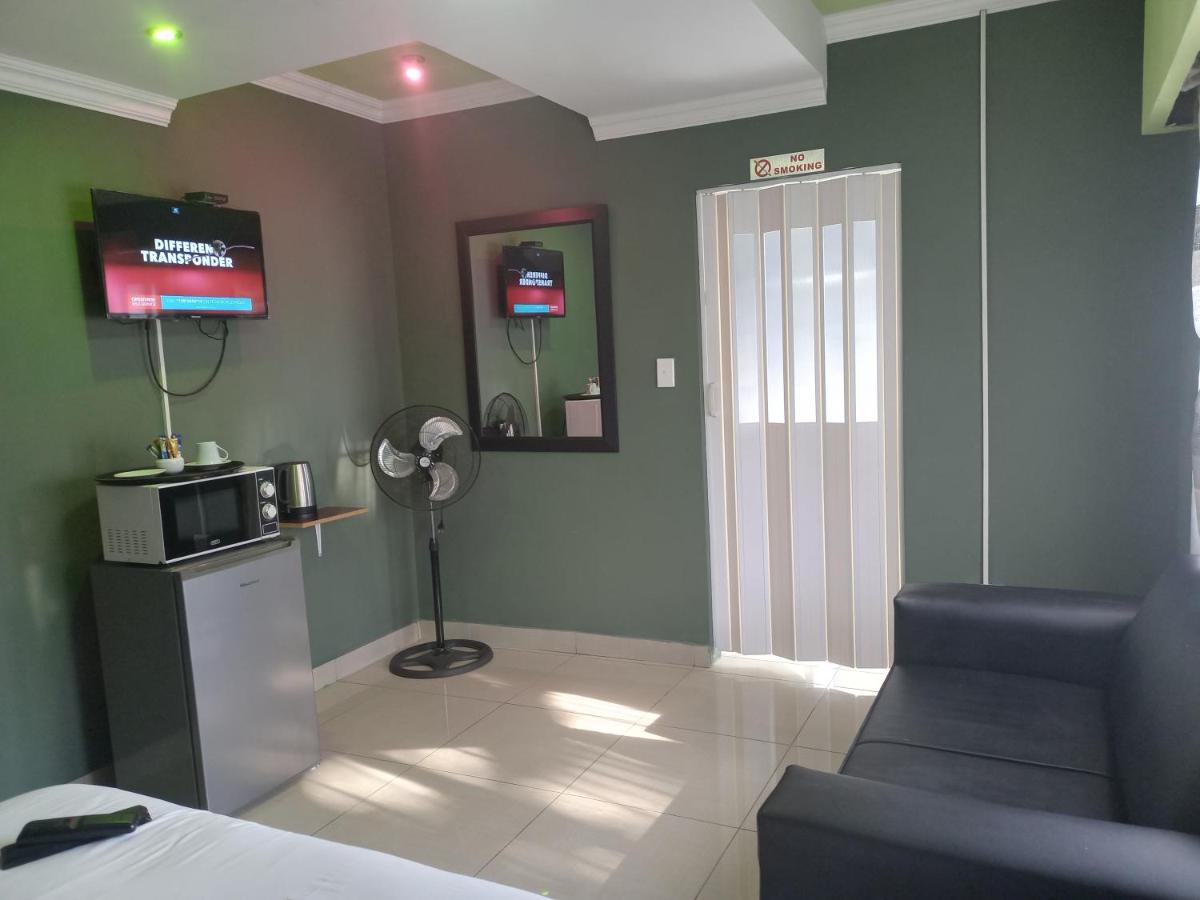 Wise Bird Guest House Roodepoort Zewnętrze zdjęcie