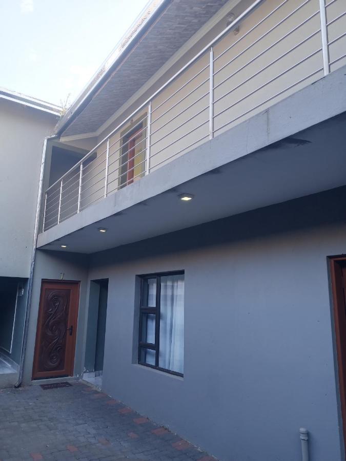 Wise Bird Guest House Roodepoort Zewnętrze zdjęcie